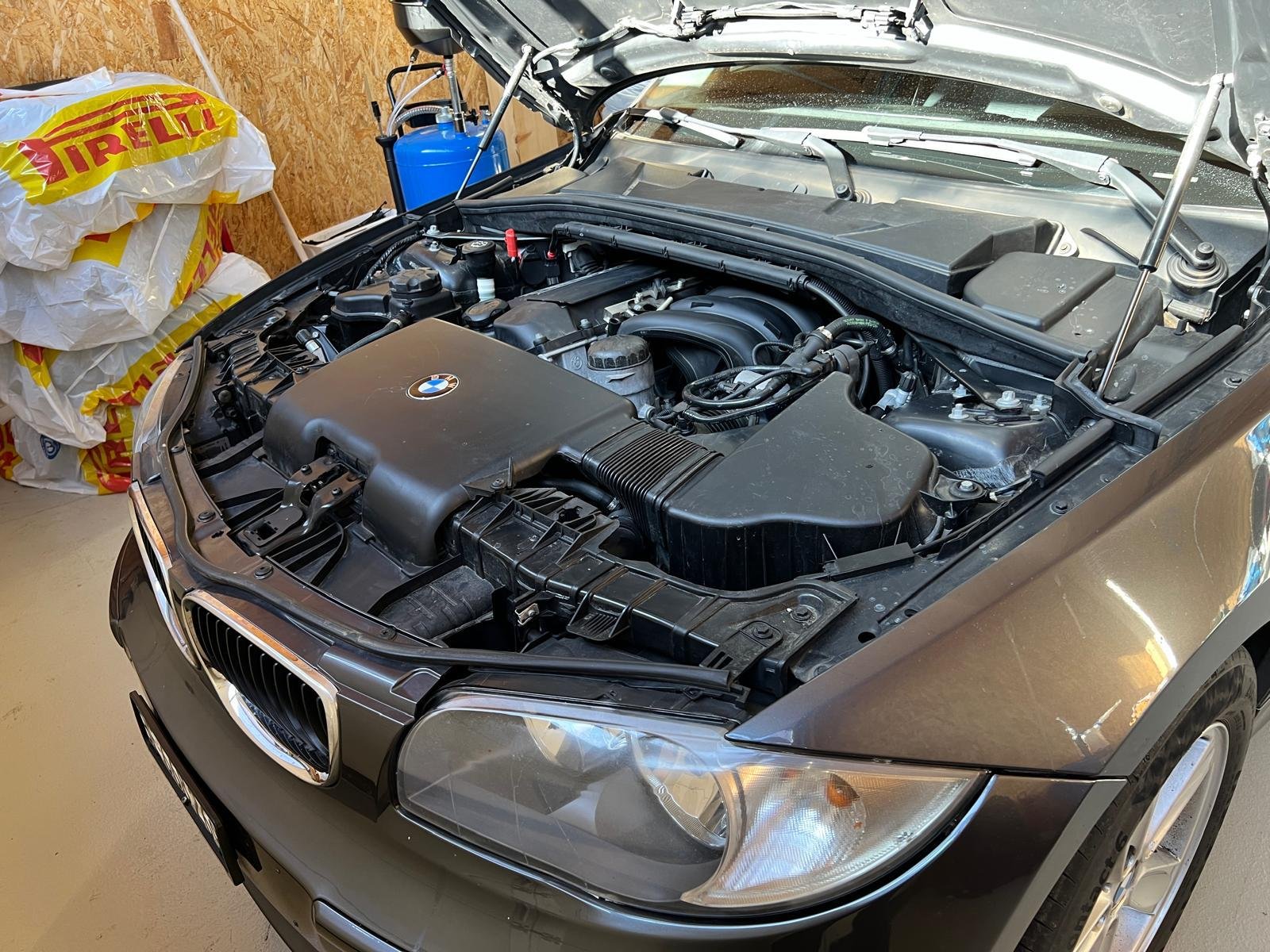 
								BMW 1er full									