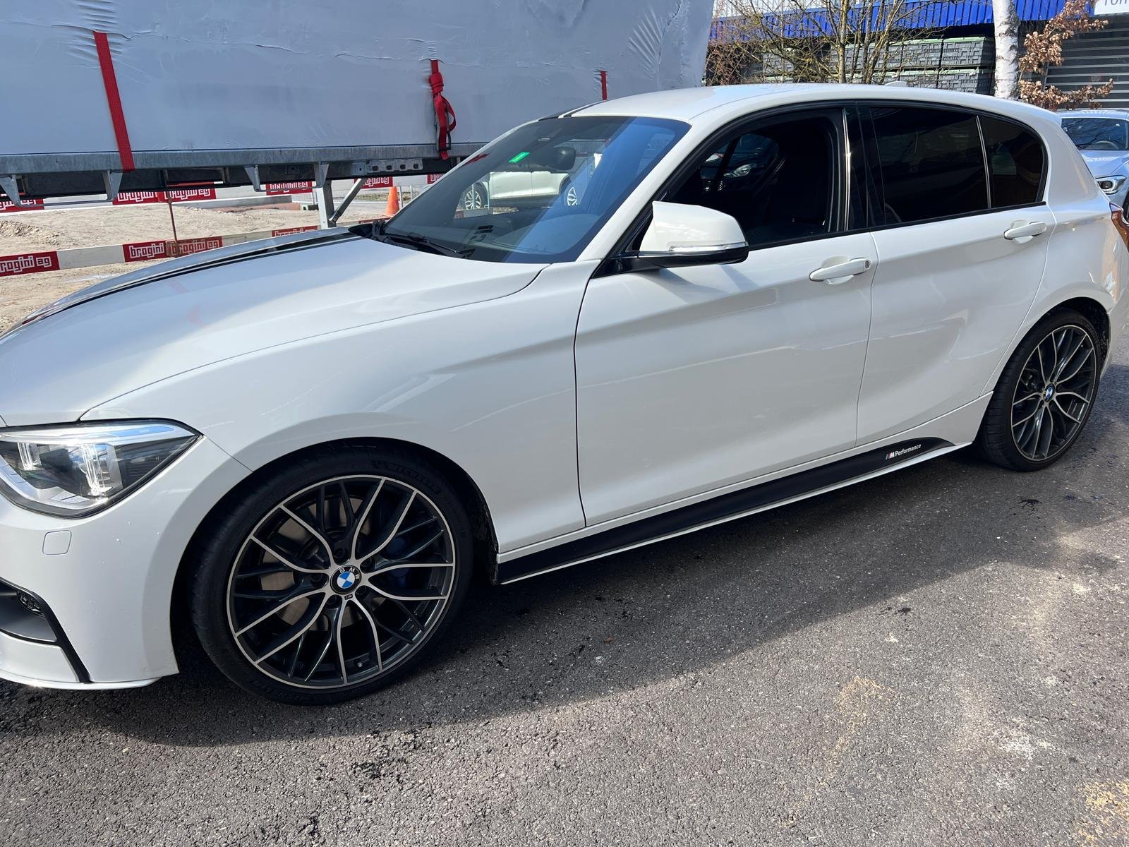 
								BMW M135i full									